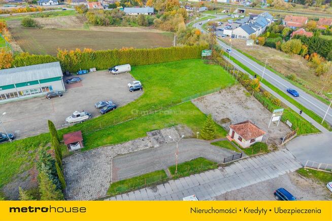 Plac 1400 m² z zapleczem gospodarczym do wynajęcia