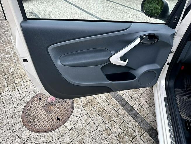 Ford KA 2011