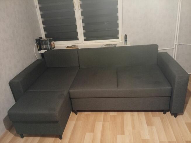 Narożnik uniwersalny z funkcją spania.