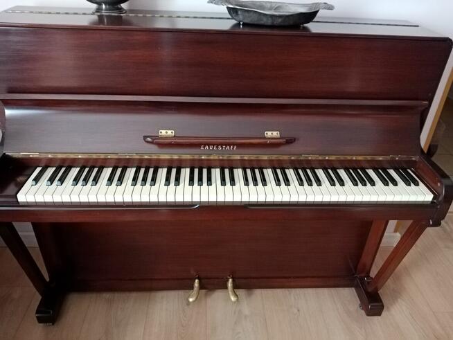 Sprzedam niedrogo prawie nowe pianino Eavestaff