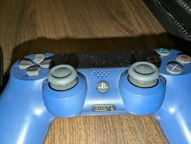 PlayStation 4 Pro 1TB + 2x Oryginalny Pad DualShock 4