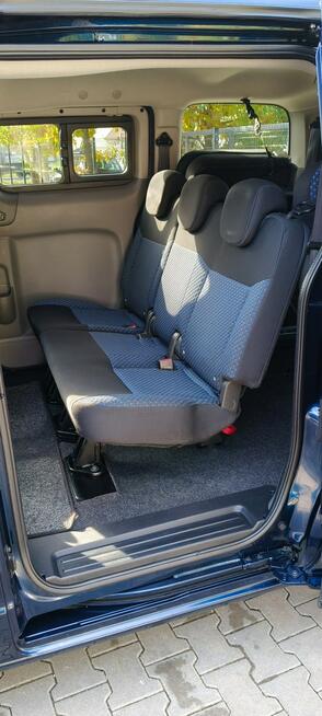 Nissan NV200 2015