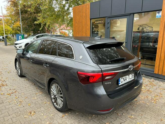 Toyota Avensis 2014