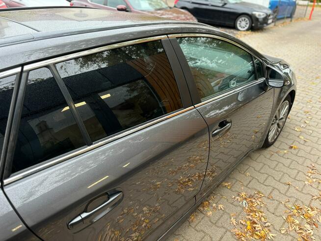 Toyota Avensis 2014