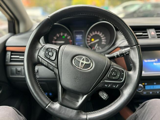 Toyota Avensis 2014