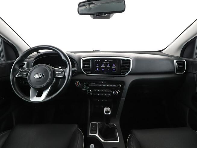 Kia Sportage klima auto full LED navi grzane fotele kamera i czujniki parkowania