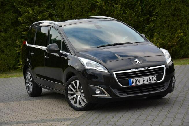 Peugeot 5008 Lift Panorama Head Up Duża Navi Kamera 2xParktr Distance Allert Alu17