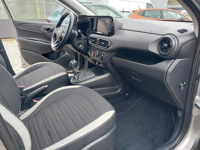Hyundai i10 2021