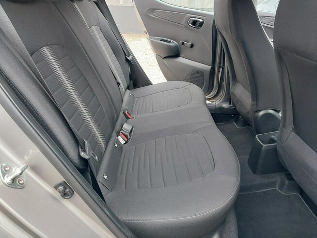 Hyundai i10 2021