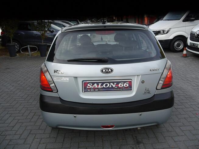 Kia Rio 2005