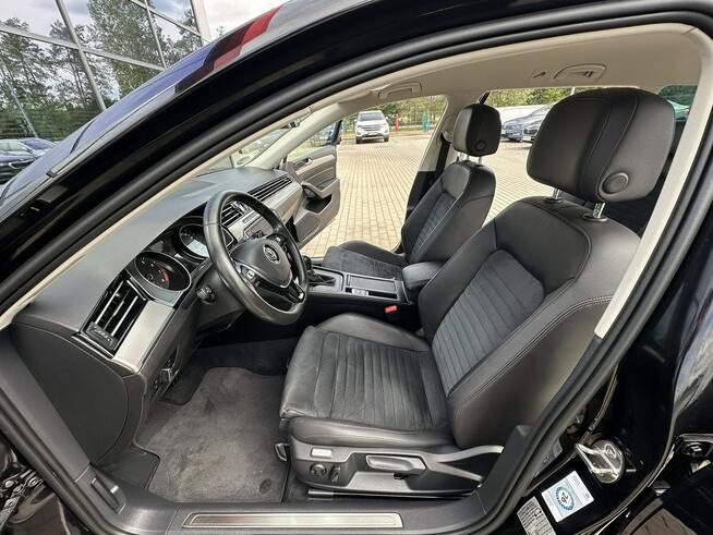 Volkswagen Passat Variant 2kpl.kół 1Ręka TopLED Łopatki Kamera El.klapa Asystenci Navi GWARANCJA