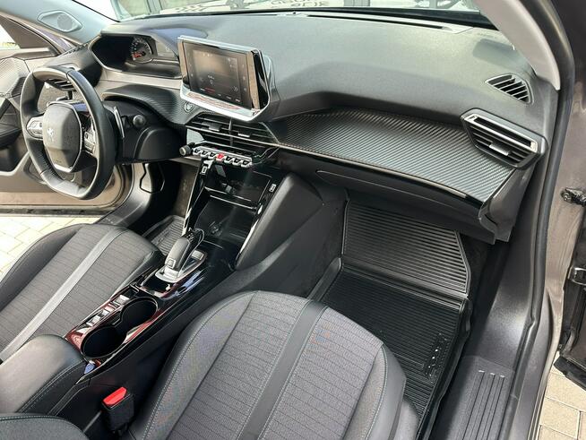 Peugeot 2008 2021