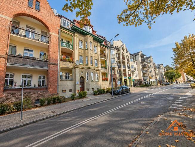 wysoki parter, balkon ,ogrzewanie miejskie, centrum
