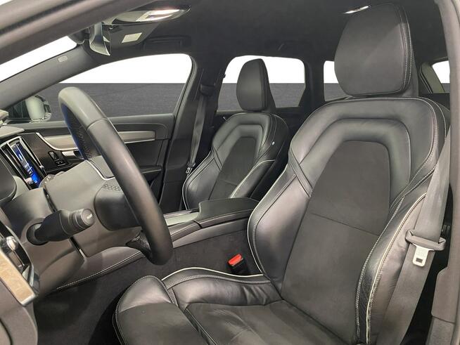 Volvo V90 2022