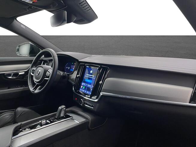 Volvo V90 2022