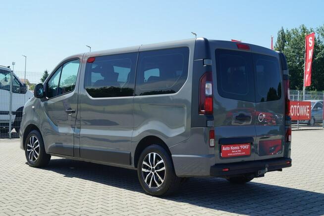 Opel Vivaro 2015