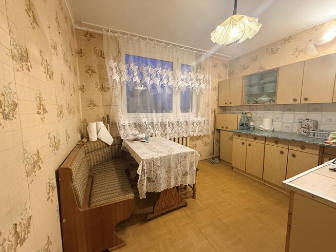 67 m², 3 pokoje, balkon, 12 m² piwnica