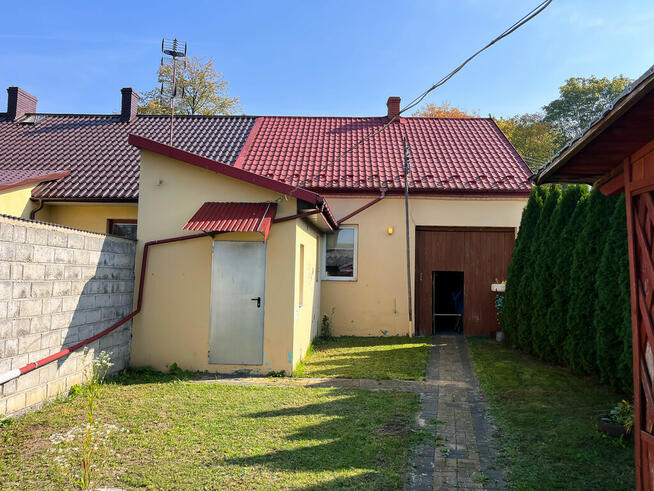 Dom parterowy 42m2, działka 800m2 – Gliniany