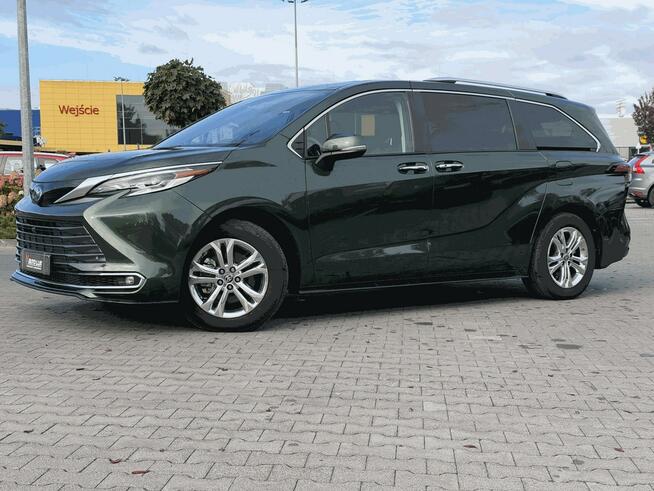 Toyota Sienna 2024