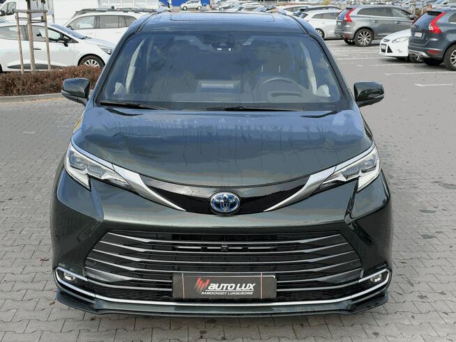 Toyota Sienna 2024