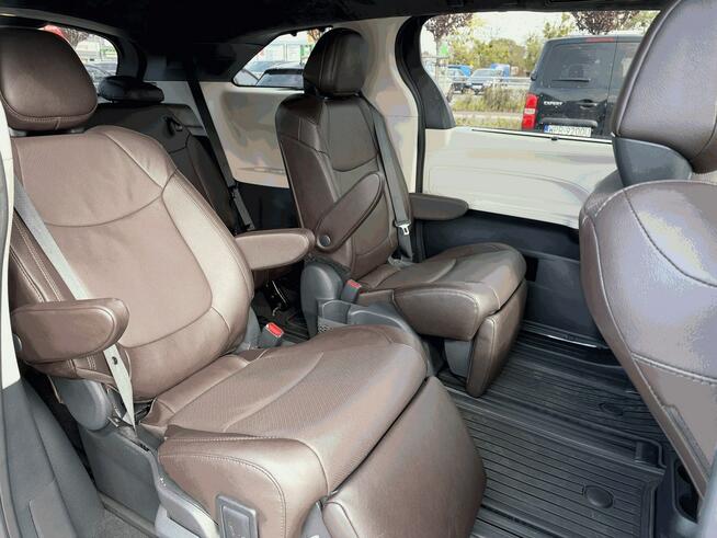 Toyota Sienna 2024