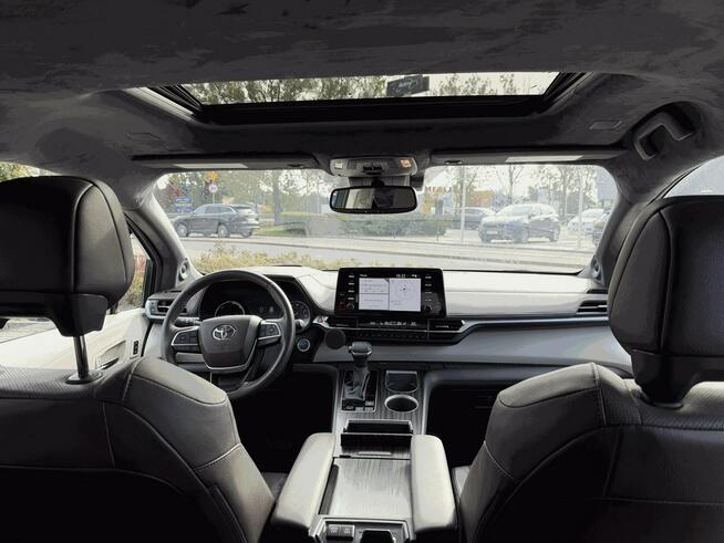 Toyota Sienna 2024
