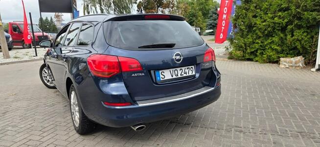Opel Astra 2012