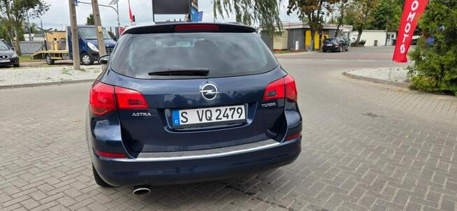 Opel Astra 2012