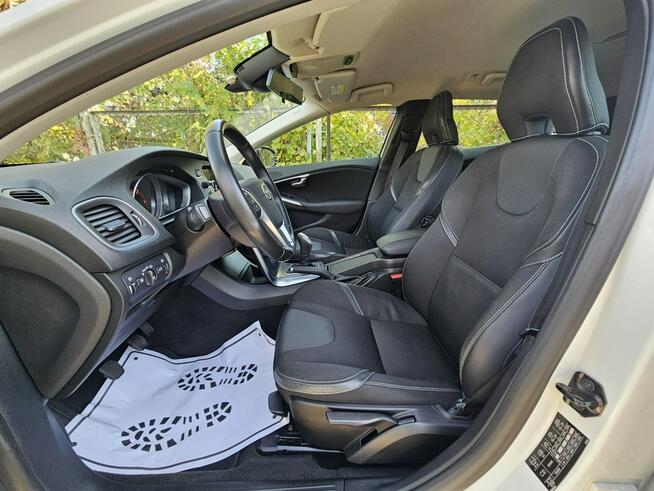 Volvo V40 100% Fabryczny Lakier* Kamera Cofania* Ładne i Zadbane