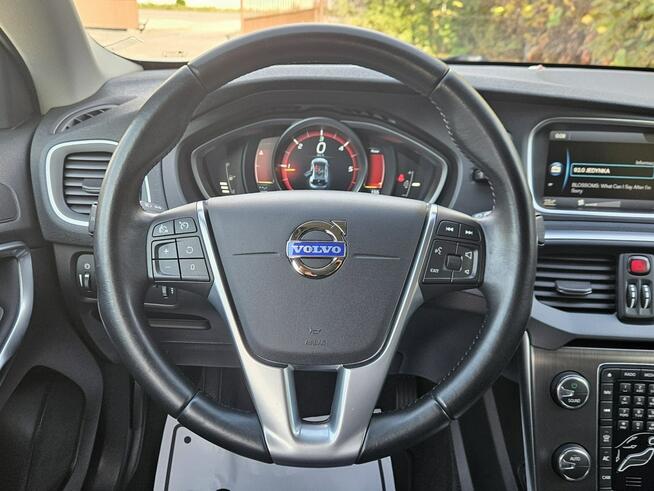 Volvo V40 100% Fabryczny Lakier* Kamera Cofania* Ładne i Zadbane