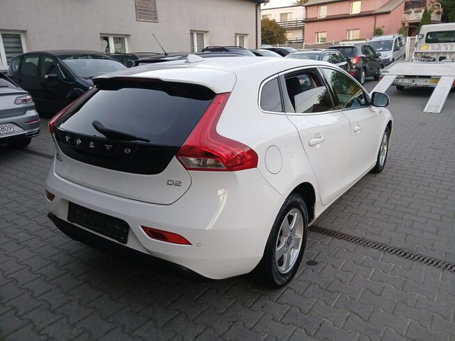 Volvo V40 2014