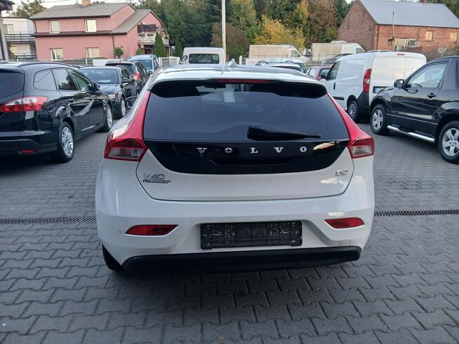 Volvo V40 2014
