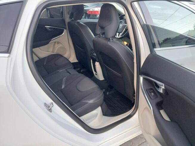 Volvo V40 2014