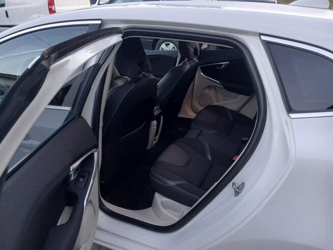 Volvo V40 2014