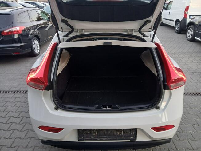 Volvo V40 2014