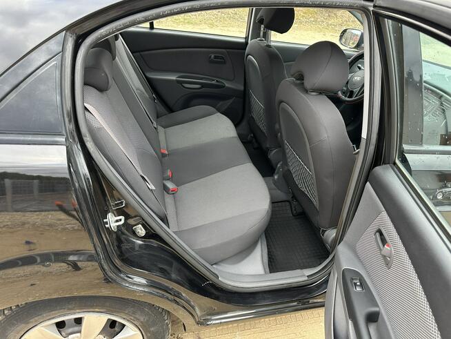 Kia Rio 2011