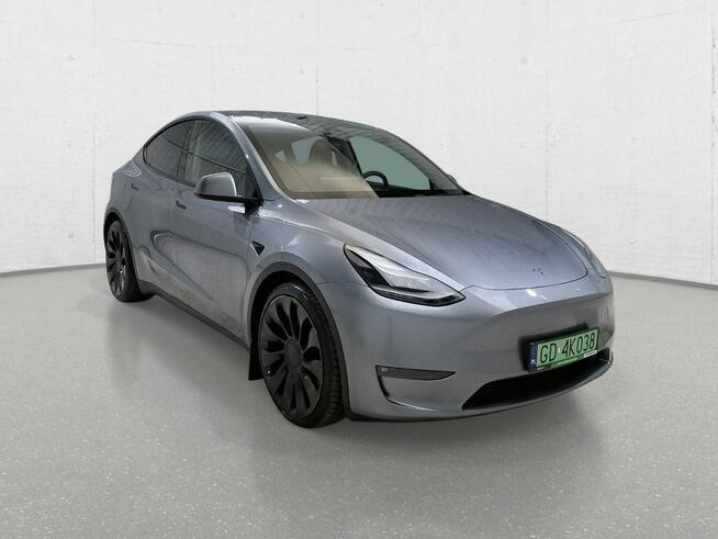 Tesla Y