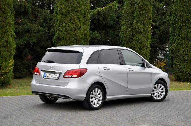Mercedes B 180 1.5CDI(109KM)*Led*Duża Navi*Welur*Chrom*I Wł*2xParkt*Alu16"ASO
