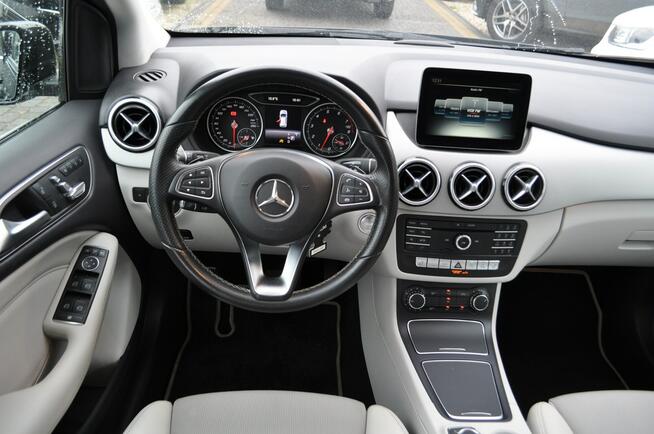 Mercedes-Benz B 180 122 KM Urban Style Automat 7G 85 tys km