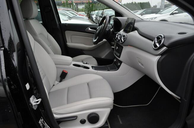 Mercedes-Benz B 180 122 KM Urban Style Automat 7G 85 tys km