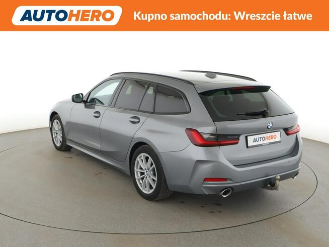 BMW 320 FV23% mHEV automat xDrive PDC navi grzane fotele ACC LED