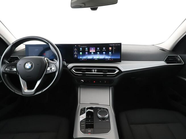 BMW 320 FV23% mHEV automat xDrive PDC navi grzane fotele ACC LED