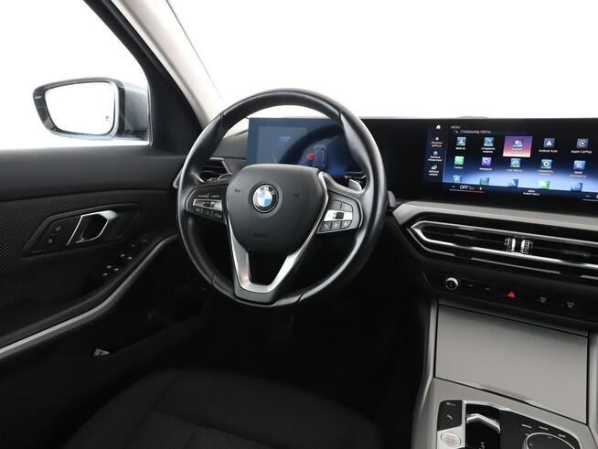BMW 320 FV23% mHEV automat xDrive PDC navi grzane fotele ACC LED