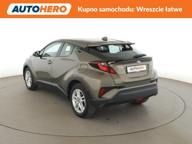 Toyota C-HR HEV full LED navi klima auto kamera i czujniki parkowania