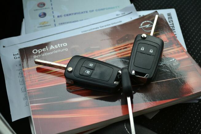 Opel Astra 2010