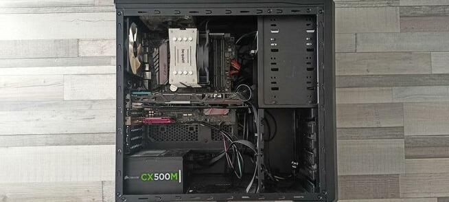 PC: i7-6700K; 16GB DDR4; AMD R9 280X; 256GB SSD; + 3 dodatki