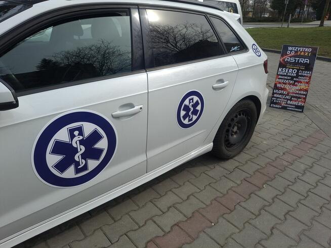 Oznaczenia medyczne magnesy naklejki ratownik przewóz osób