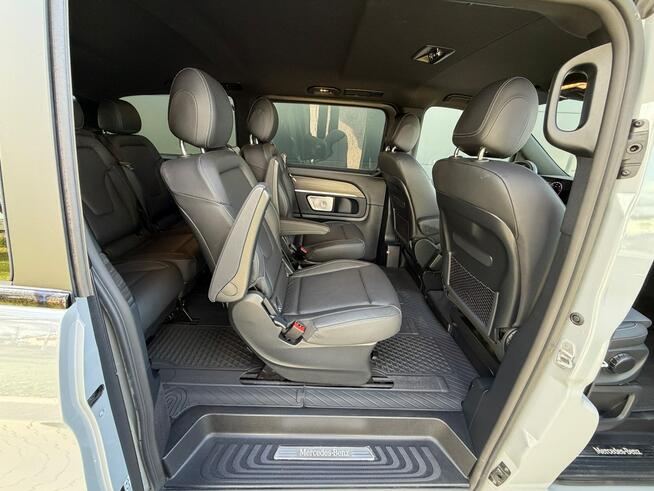 Mercedes V 300 V300d 4Matic AMG-Pakiet Lang Off-road Multibeam Skóry Webasto HAK 2025