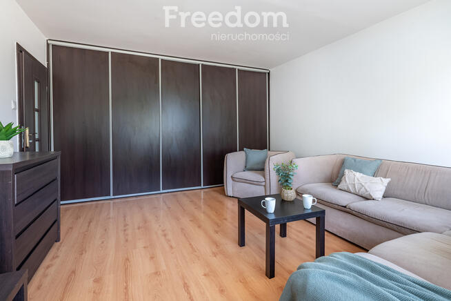 2 niezależne pokoje z balkonem | Os. Chrobrego 25 | Tuż przy PST