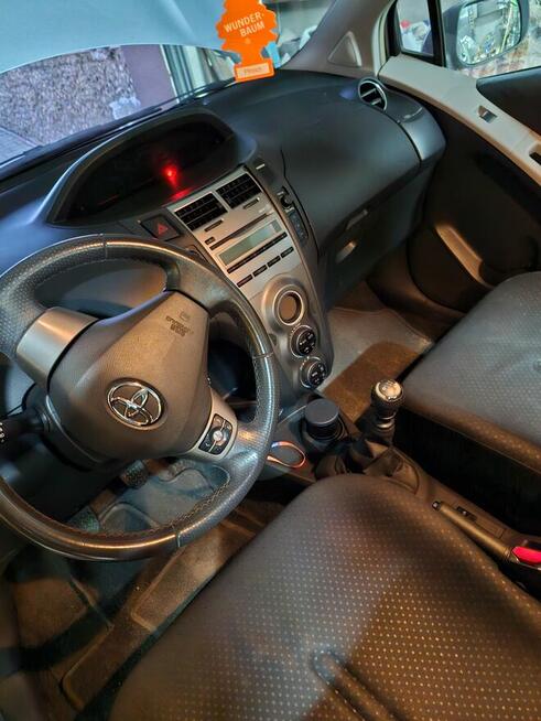 Toyota Yaris 2010